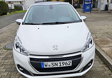 Peugeot 208 PureTech 82 Start & Stop Style