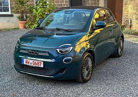 Fiat 500E Cabrio Icon 1 Hand 42kwH Kamera Co Driver