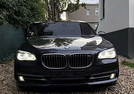 BMW 750Li 750