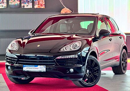 Porsche Cayenne Pano Fond 18W 21Zol AHK Burmester Kamera