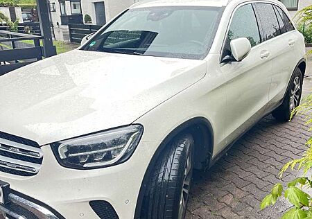 Mercedes-Benz GLC 220 d 4Matic 9G-TRONIC