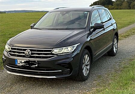 VW Tiguan Volkswagen 2.0 TDI SCR Keyless- AHK- Assistenzpaket