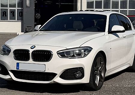 BMW 118i 118 Aut. M Sport LED Navi Panorama Sitzhzg PDC