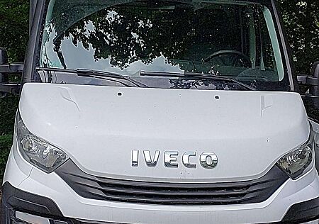 Iveco Daily 33 S 12 AA