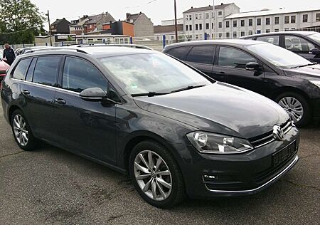 VW Golf Volkswagen Higiline 1.6 TDI Aut./Navi/Kamera/Leder/Panorama