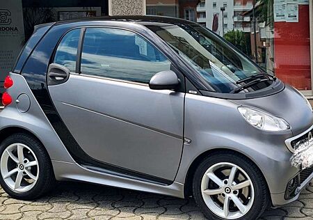 Smart ForTwo coupe 1,0 Top zustand !