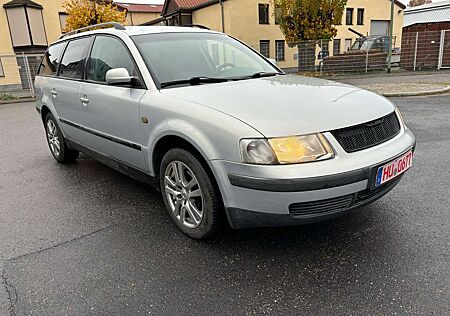 VW Passat Variant Volkswagen 1.9 TDI Comfortline