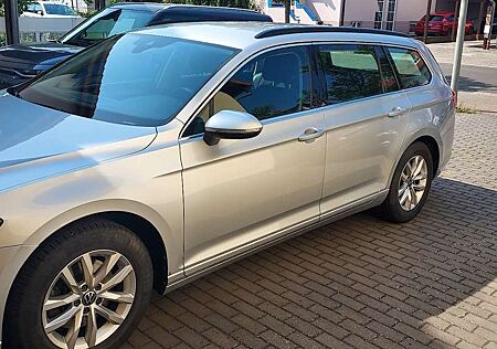 VW Passat Variant Volkswagen 2.0 TDI SCR DSG Business