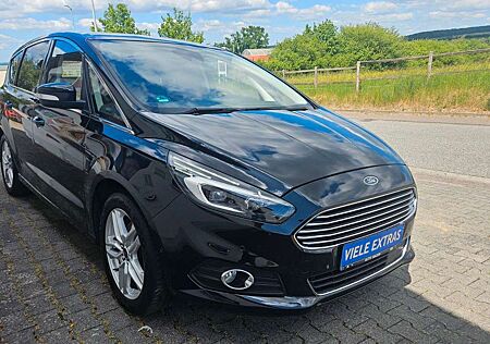 Ford S-Max Titanium 1.5, El.Heck, AHK, LED, 1 Hand
