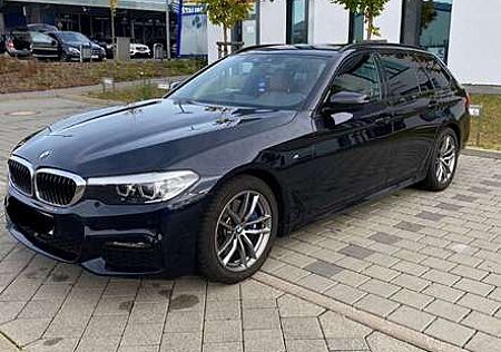 BMW 530d 530 xDrive Touring Aut. Sport Line