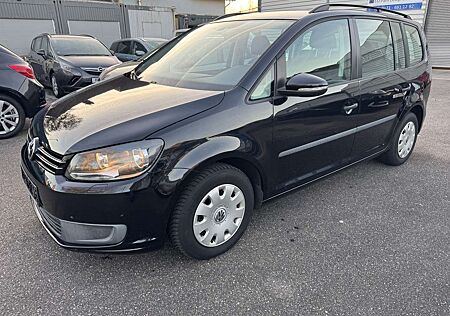 VW Touran Volkswagen Trendline .TÜV Neue