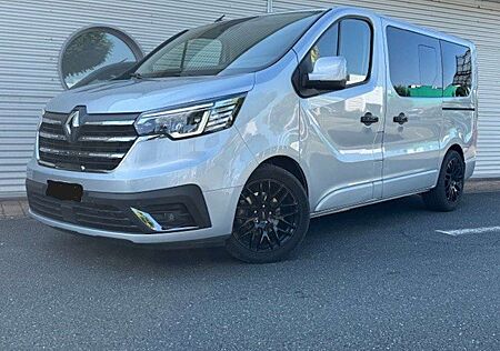 Renault Trafic SpaceClass dCi170 Escapade P. Tiefer 18" 5J. Garan