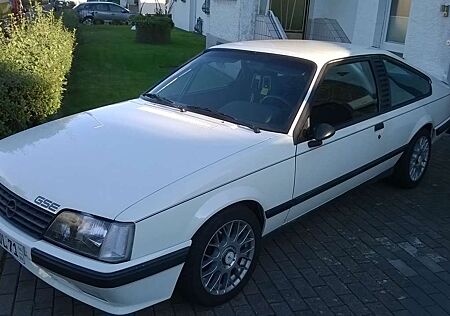 Opel Monza GSE / Motorsport / Wiechers Überrollkäfig