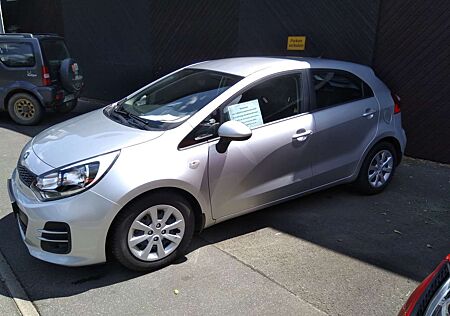 Kia Rio 1.2 Edition 7