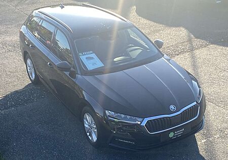 Skoda Octavia Combi 2.0 TDI DSG Ambition AHK LED