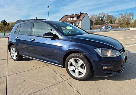 VW Golf Volkswagen VII Lim.Navi Zahnr.+Service Neu