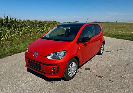 VW Up Volkswagen ! groove ! Pano Navi Klima Sitzhzg Kupplung Neu