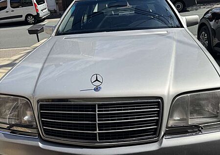 Mercedes-Benz S 300 300 SE