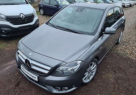 Mercedes-Benz B 180 CDI BlueEFFICIENCY T-LEDER/COMAND/KLIMAAUT