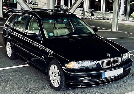 BMW 320i 320 touring