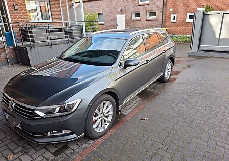 VW Passat Variant Volkswagen Diesel 2.0 TDI SCR 4Motion DSG (BMT) Highline