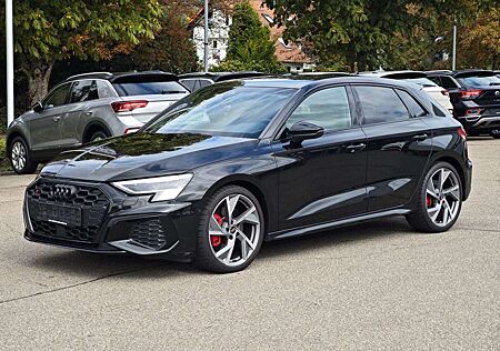 Audi S3 Sportback quattro 310PS #B&O #MATRIX #NAVI