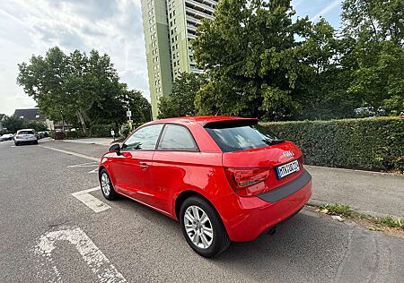 Audi A1 attraction TÜV 1.2027 Klima ,Inspektion Neu