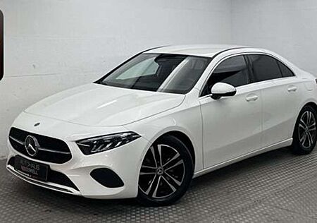 Mercedes-Benz A 180 d Limousine CARBON+LED+KAMERA+MBUX+DAB+