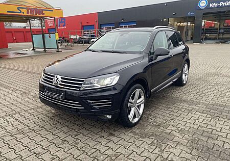 VW Touareg Volkswagen Diesel 3.0 V6 TDI R-Line
