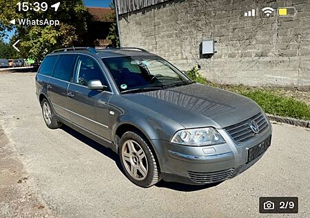 VW Passat Variant Volkswagen Highline