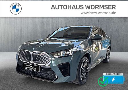 BMW iX2 xDrive30 Head-Up+AHK+StHz+Navi UPE: 72.209€