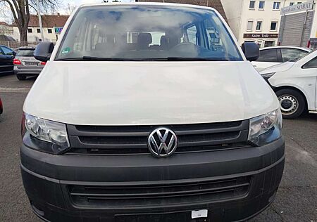 VW T5 Transporter Volkswagen Kombi