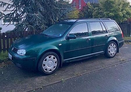 VW Golf Variant Volkswagen 1.4