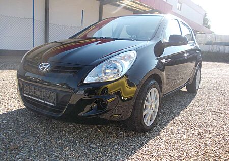 Hyundai i20 Comfort1.4, 36000km, 1.Hand, Klima, USB, Alufelgen