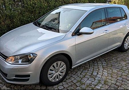 VW Golf Volkswagen 1.2 TSI BlueMotion Technology Comfortline