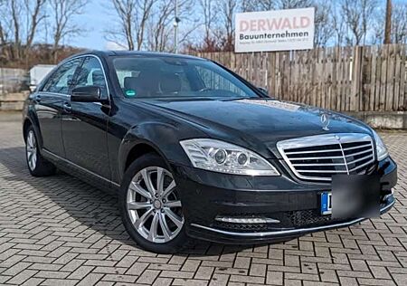 Mercedes-Benz S 350 BlueTEC DPF 4Matic 7G-TRONIC
