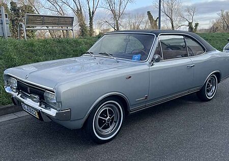 Opel Commodore Coupe GS
