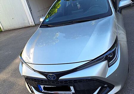 Toyota Corolla 2.0 Hybrid Touring Sports Team Deutschland