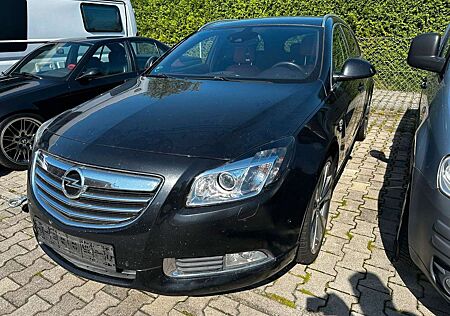 Opel Insignia A Sports T Innovation 4x4 OPC LEDER AHK