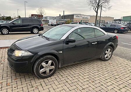 Renault Megane II Coupe / Cabrio Dynamique Automatik