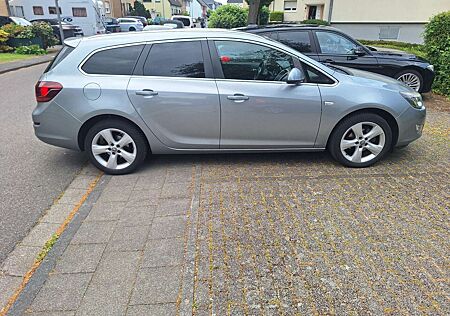 Opel Astra 1.4 Turbo Sports Tourer Design Edition