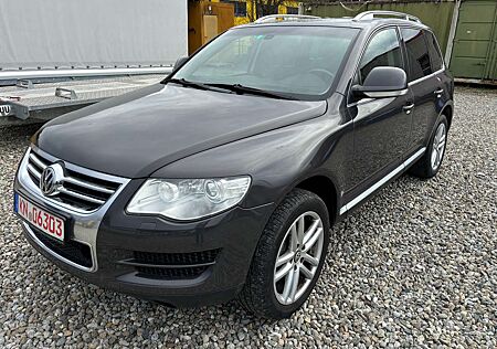 VW Touareg Volkswagen 3.0 TDI V6 7L