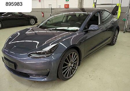Tesla Model 3 Performance Dual AWD Wärmepumpe 20"