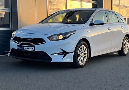 Kia Cee'd Ceed / Ceed 1.5 T-GDI Vision/Navi/App/SH/LH