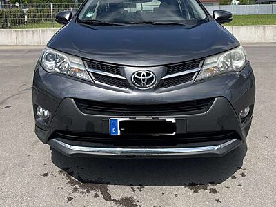 Toyota RAV 4 2.2 D-4D 4x4 Automatik Travel