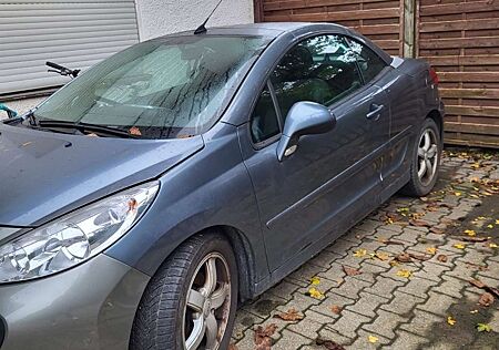 Peugeot 207 CC 120 VTi Filou