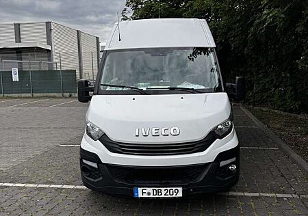 IVECO Daily 35 S 14SA8 SV teilverglast