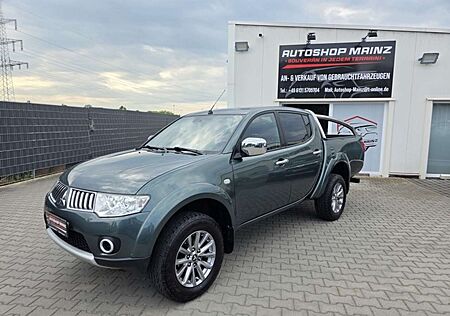 Mitsubishi L200 2.5DI-D 4WD Intense Doppelkabine **Top-Gepflegt**