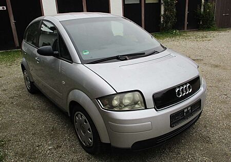 Audi A2 1.4 TÜV NEU