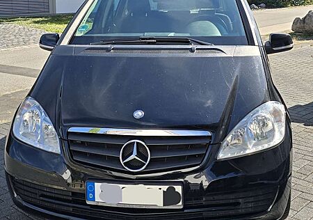 Mercedes-Benz A 160 BlueEFFICIENCY Elegance